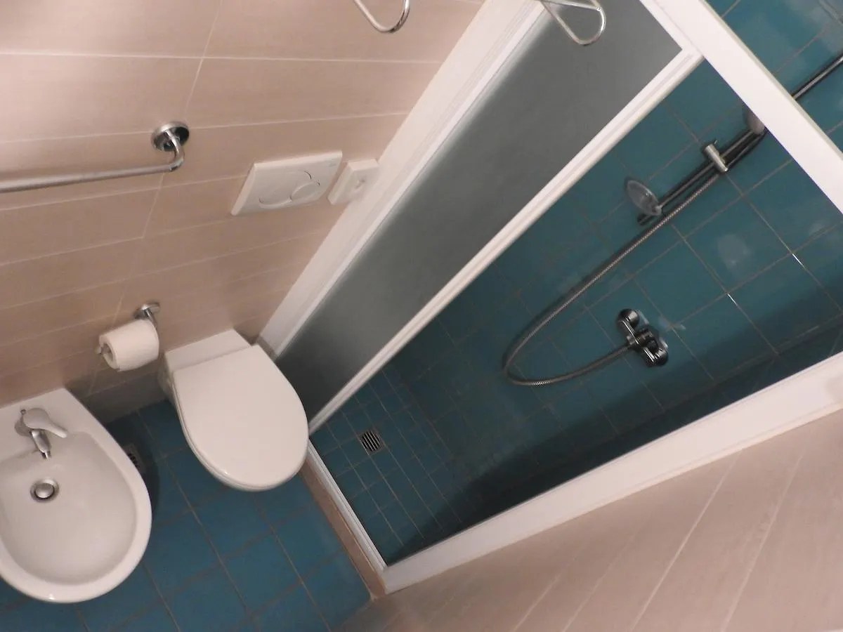 Hotel Haarlem Rimini 2*,  Italy